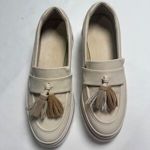 Coconuts by Matisse Tassel Loafers Cream Platform Lug Sole 7M